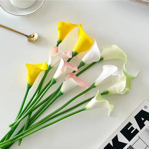 Fausse Fleur Calla Lys Artificiel en PU Vrai Toucher Tige Unique Floral Pour Mariage Décoration Maison Accessoires Photo