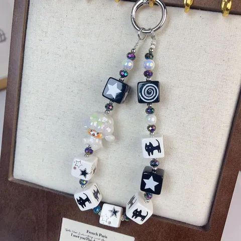 Cute Cartoon Sheep Phone Charm Strap Beaded Short Wrist Lanyard Sweet Cool Style Fashion Phone Accessories Jewelry Gift