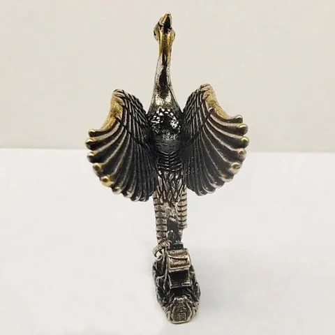 Vintage Brass Crane Figurine Spreading Wings Mini Statue Desk Home Office Chinese Decor Handmade Animal Art Craft Gift