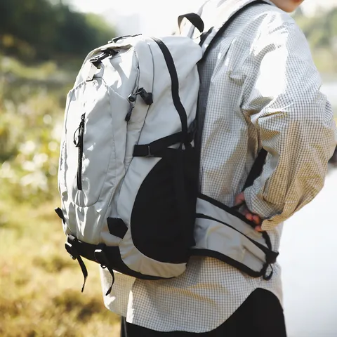 Large Capacity Outdoor Mountaineering Backpack Waterproof Wear-Resistant Hiking Travel Sports Rucksack For Men And Women
