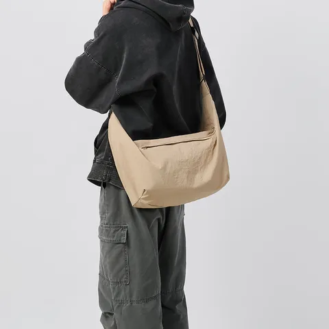 Casual Nylon Crossbody Bag Large Capacity Shoulder Bag Solid Color Zipper Commuter Travel Bag For Women