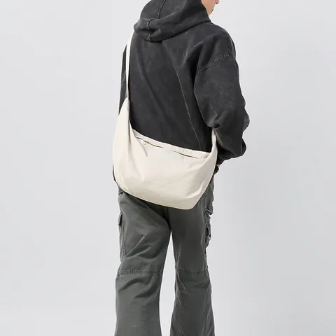 Casual Nylon Crossbody Bag Large Capacity Shoulder Bag Solid Color Zipper Commuter Travel Bag For Women