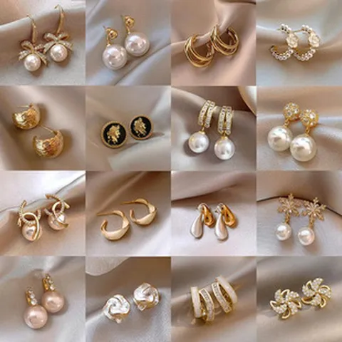 Legierung Strass Künstliche Perlenohrringe Mit 925 Sterling Silber Ohrstecker Elegant Schmetterling Herz Geometrisch Für Damen