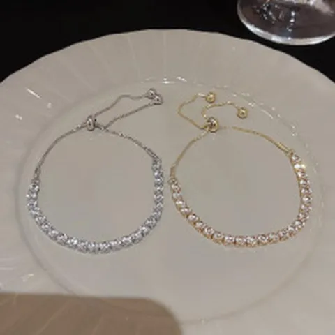 Luxury Copper Rhinestone Adjustable Pull Bracelet For Women Geometric Round Sparkly Chain Bracelet Delicate Elegant Fashion Hand Jewelry Gift
