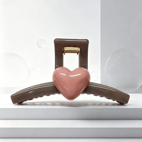 Cute Heart Hair Claw Clip PC Resin Shark Clip For Women Girls Daily Hair Styling