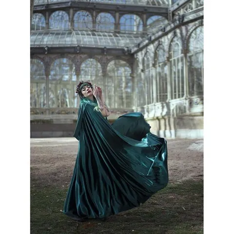 Women Winter Long Hooded Cloak Velvet Cape Christmas Stage Performance Cosplay Party Costume Solid Color Warm Outerwear