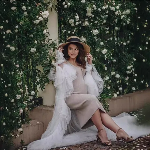 Women's Maternity Photography Wedding Mesh Ruffle Long Tail Cape Set With Knit Dress Elegant Bridal Shawl For Outdoor Travel Photo