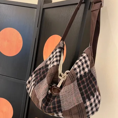 Korean Retro Contrast Color Plaid Tote Bag For Women Casual Large Capacity Shoulder Crossbody Commuting Bag