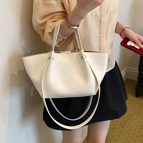 Womens PU Leather Large Capacity Shoulder Bag Casual Commuter Tote Bucket Bag Elegant Daily Handbag Purse