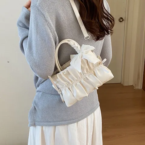 Sac Bandoulière Nuage Mode pour Femmes Sac à Main PU Décontracté Plissé avec Foulard en Soie Sac Épaule Quotidien