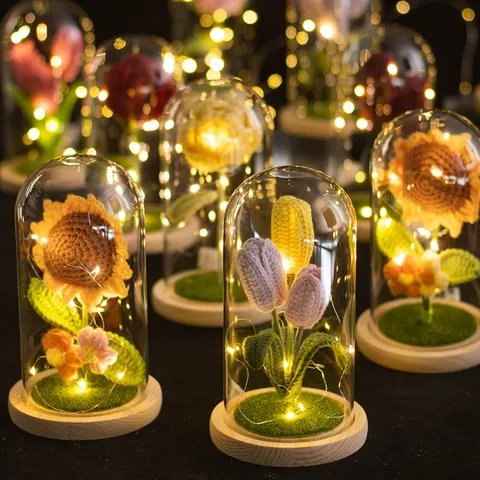 Luz Nocturna de Tapa de Vidrio con Girasol Rosa Tulipán de Ganchillo Hecho a Mano Flor Artificial Adorno de Escritorio Decoración del Hogar Regalo
