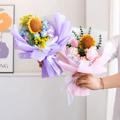Ramo de Flores de Ganchillo Hecho a Mano Girasol Rosa Flores Artificiales Para Graduación Día del Maestro Regalo Decoración