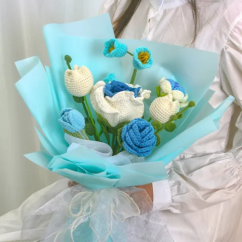 Ramo de Flores de Rosa de Ganchillo Hecho a Mano Flores de Hilo Artificial Con Papel De Envoltorio De Regalo Para Regalo De Decoracion Del Hogar De San Valentin