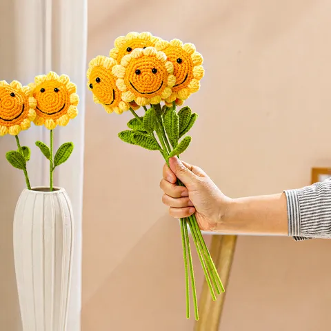 Handmade Knitted Sunflower Bouquet Crochet Smiling Face Flower Finished Product For Home Decor Gift