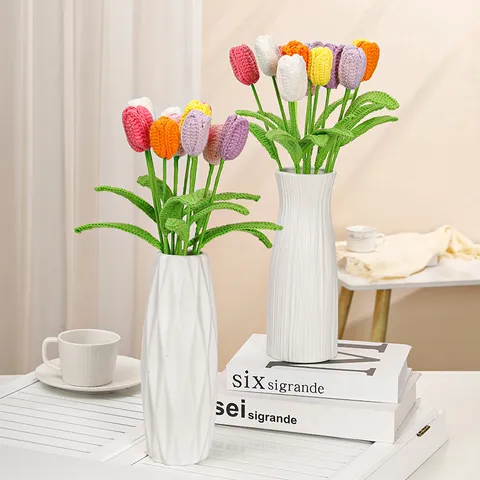 Handmade Crochet Wool Tulip Artificial Flower Finished Product Pastoral Home Decor Valentine Gift For Girlfriend