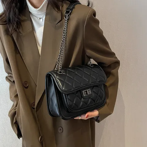 Sac Bandoulière Matelassé avec Chaîne pour Femmes en Cuir PU