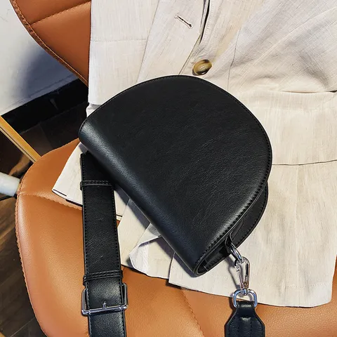 Sacoche Selle en Cuir PU pour Femmes Sac Bandoulière Décontracté Tendance Petit Sac avec Large Sangle