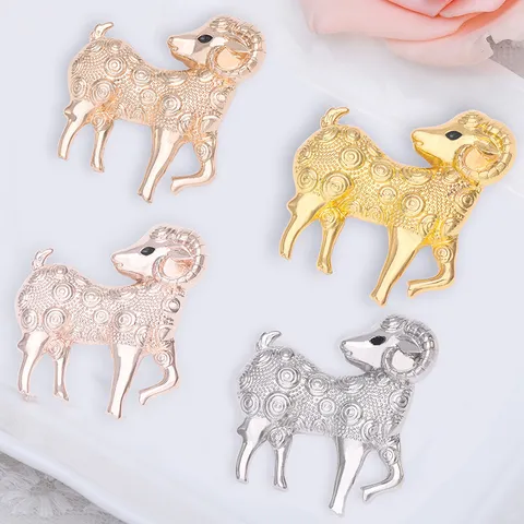 Korean Style Men Women Alloy Zodiac Sheep Brooch Vintage Electroplated Fashion Animal Corsage Suit Clothing Jewelry Gift