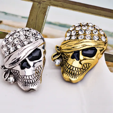 Gothic Punk Skull Brooch Pin Rhinestone Antique Gold Silver Alloy Fashion Jewelry Halloween Party Clothes Accessories