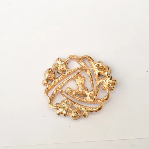 Korean Fashion Rhinestone Flower Alloy Brooch Pin Elegant Crystal Suit Corsage Women Clothing Accessories Jewelry