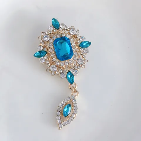 Vintage Crystal Rhinestone Teardrop Brooch Pin Alloy Elegant Clothing Accessories Fashion Jewelry Gift For Women