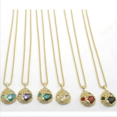 Vintage Long Crystal Pendant Necklace For Women Alloy Rhinestone Sweater Chain Elegant Fashion Jewelry Gift