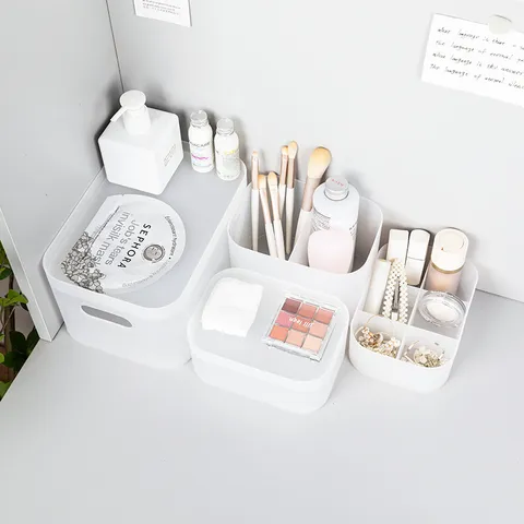 Scatola Portaoggetti da Scrivania in Plastica Trasparente Opaca Con Coperchio Organizer per Cosmetici Impilabile per Dormitorio