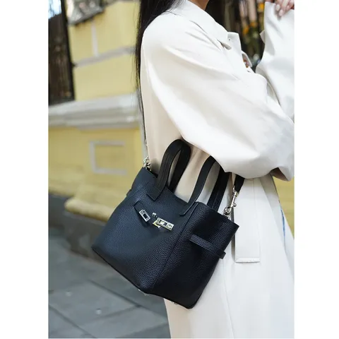 Women Genuine Leather Bucket Bag Large Capacity Tote Handbag High End Cowhide Shoulder Crossbody Bag With Metal Lock