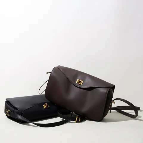 Minimalist Top Layer Cowhide Leather Women Shoulder Bag Elegant Commuting Crossbody Bag Solid Color Casual Handbag