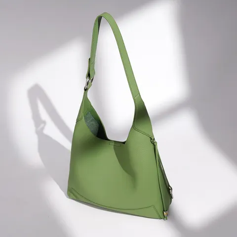 Women Genuine Leather Bucket Bag Large Capacity Commuting Shoulder Bag Minimalist Solid Color Underarm Bag Fashion Handbag