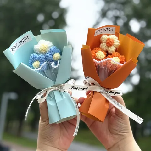 Mini Knitted Crochet Flower Bouquet Handmade Yarn Artificial Flowers Gift Box For Valentine's Day Party Home Decor