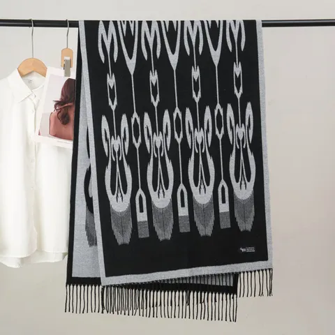 Sciarpa Lunga Stile Etnico Unisex Poliestere Caldo Inverno Scialle Stampato Nappe Moda Viaggio Quotidiano