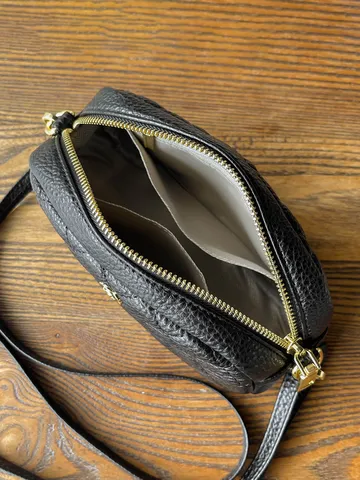 Sac Bandoulière Mini Matelassé Mode pour Femmes en Cuir PU Décor Métallique Camélia Sac à Main Chic Décontracté Quotidien