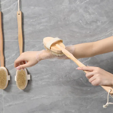 Natural Wood Bath Brush With Boar Bristles Long Handle Detachable Body Scrub Exfoliating Massage Brush For Bathroom
