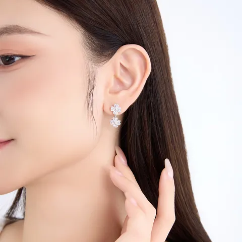 Alloy Rhinestone Four Leaf Clover Stud Earrings Light Luxury Fashion Flower Ear Jewelry For Women Party Gift