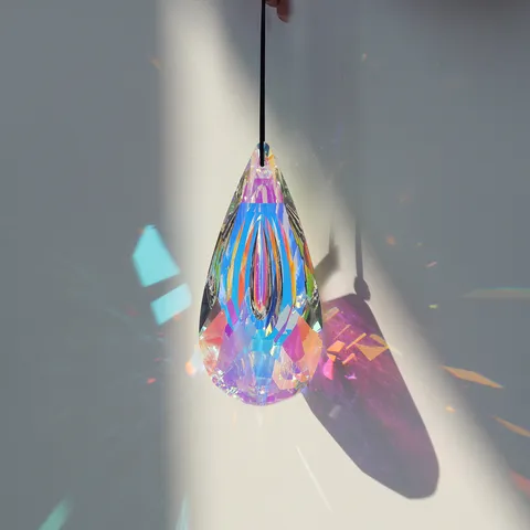Pendentif Attrape-Soleil en Cristal Bande Longue Couleur AB Ornement Suspendu Coloré Pour Décoration Intérieure Fenêtre Accessoire Photo