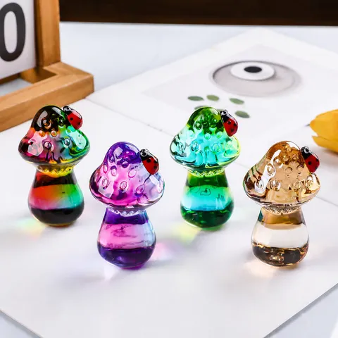 Figurine Champignon en Verre Cristal Mignonne Coccinelle Ornement de Bureau Dégradé Coloré Décor Maison Bureau Cadeau Enfant
