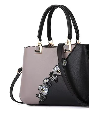Borsa a Secchiello Colorblock in Pelle PU da Donna Ricamo Floreale Borsa a Tracolla Casual Con Catena e Chiusura