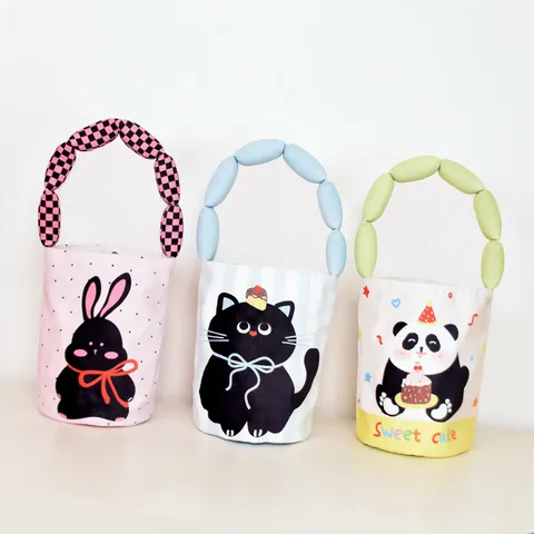 Cute Cartoon Animal Print Large Cotton Padded Strap Bucket Bag Women Casual Canvas Handbag With Magnetic Buckle And Inner Pocket