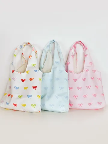 Large Capacity Tote Bag For Women Casual Lightweight Shoulder Bag Cute Bowknot Print Commuter Handbag Travel Bag