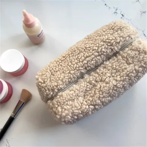 Large Capacity Teddy Velvet Cosmetic Bag Portable Cute Fluffy Makeup Pouch Travel Toiletry Storage Organizer Bag For Women