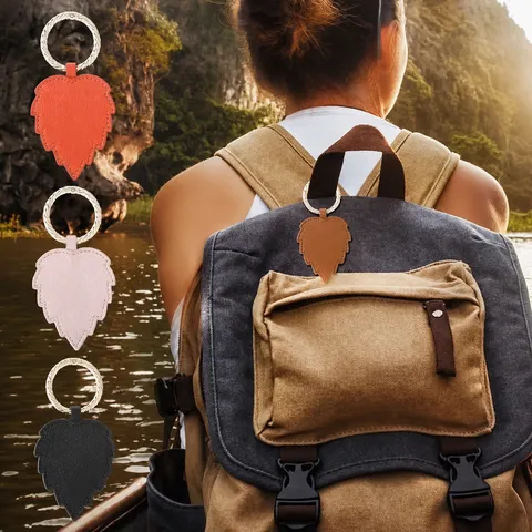Leather Leaf Shaped Magnetic Hat Clip For Travel Outdoor Straw Hat Holder Bag Hanging Buckle Portable Hat Keeper