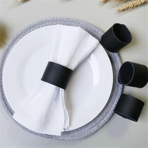 Portatovaglioli in Pelle PU Supporto Decorazione per Tavola Stampata Per Hotel Matrimonio Cena Festa Posate Fibbia per Tovagliolo