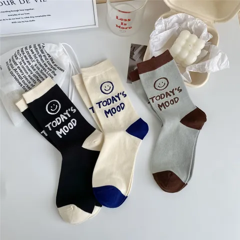 Unisex College Style Crew Socks Autumn Spring Cotton Casual Black White Letter Smiley Face Print Daily Mid Tube Socks