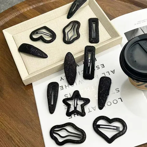 Minimalista Negro Purpurina Pinza de Pelo Dulce Fresco Aleación BB Horquilla Corazón Estrella Accesorios de Cabello para Mujeres Diario