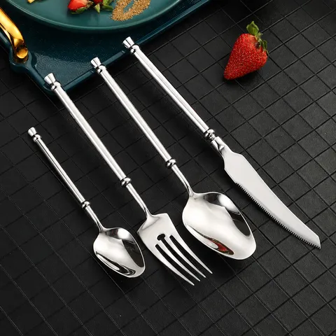 Set di Posate in Acciaio Inox Coltello Forchetta Cucchiaio Stile Nordico Lucido per Casa Cucina Ristorante