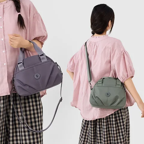 Women Large Capacity Multi-Layer Lightweight Shoulder Crossbody Bag Nylon Commuting Versatile Casual Handbag