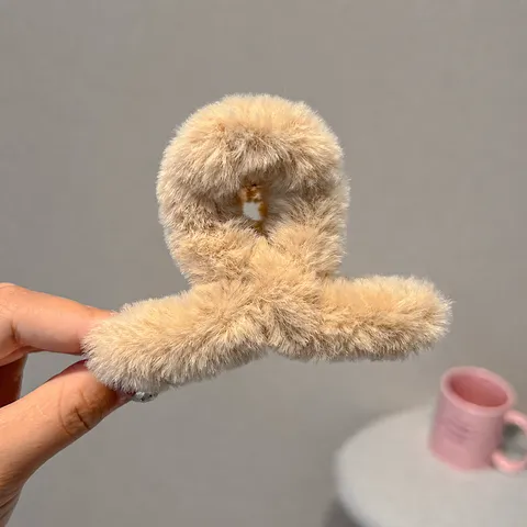 Pinza de Pelo de Tiburón de Peluche Lindo Clip de Pelo de Piel Sintética Accesorios de Estilo de Pelo de Otoño e Invierno para Mujeres