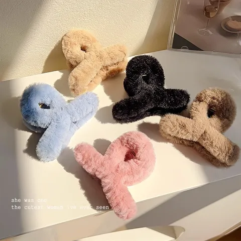 Pinza de Pelo Pequeña y Bonita de Peluche para Mujer Pinza de Tiburón de Invierno Horquilla Suave Accesorios para el Cabello