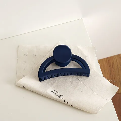 Pinza de Pelo Mate Grande Pinza Tiburón Creciente Minimalista Accesorios Estilo Cabello Resina Mate Para Mujeres